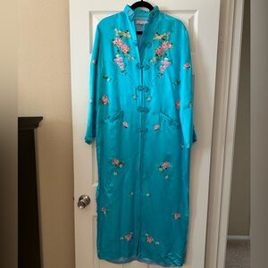 Floral Embroidered Asian Style Coat/Long Tunic - by Red Clouds - Size 40 (Med?)